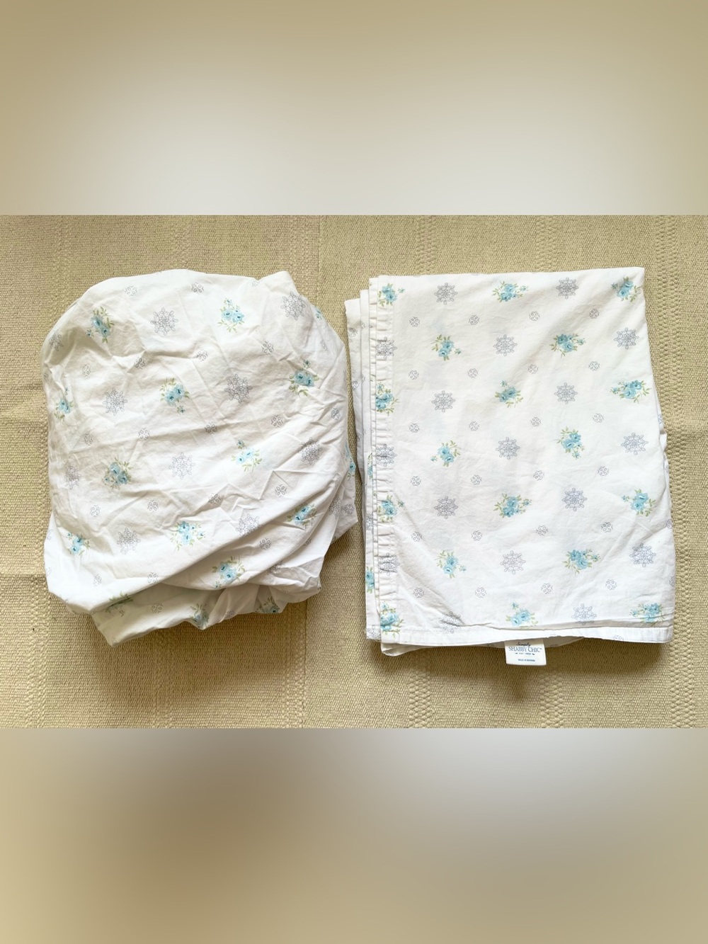 Rachel Ashwell Simply Shabby Chic Blue Medallion Rose on White TWIN Sheet Set